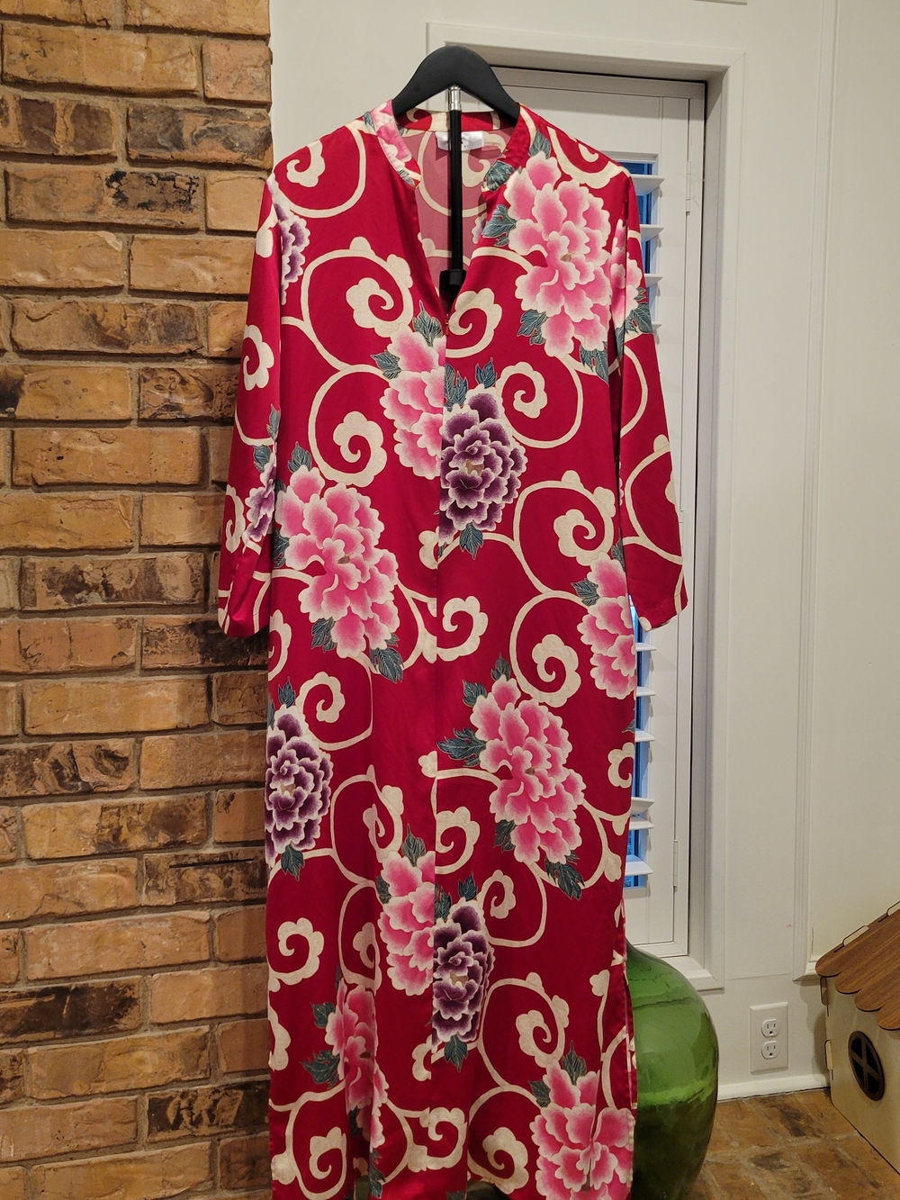 Natori Red and Cream Floral Print Caftan
